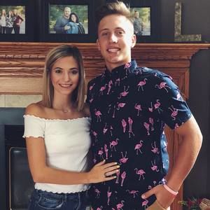 Meet your Posher, Olivia